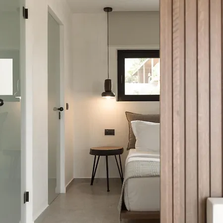 Irida Hotel